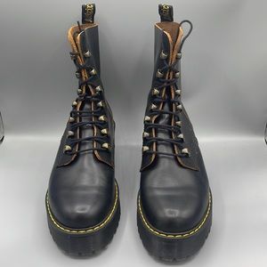 Dr Martens Leona